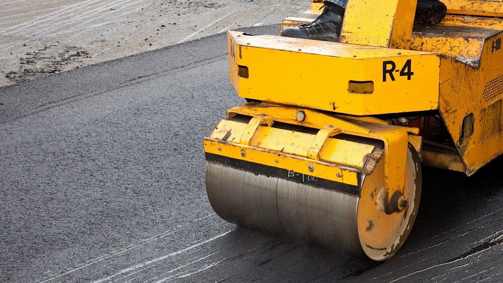 Asphalt paving