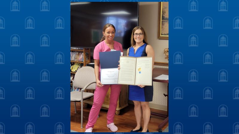 Melissa Clark receives the Employee of Distinction Award at Valley Health Services 