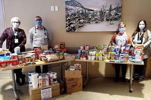 food drive volunteers