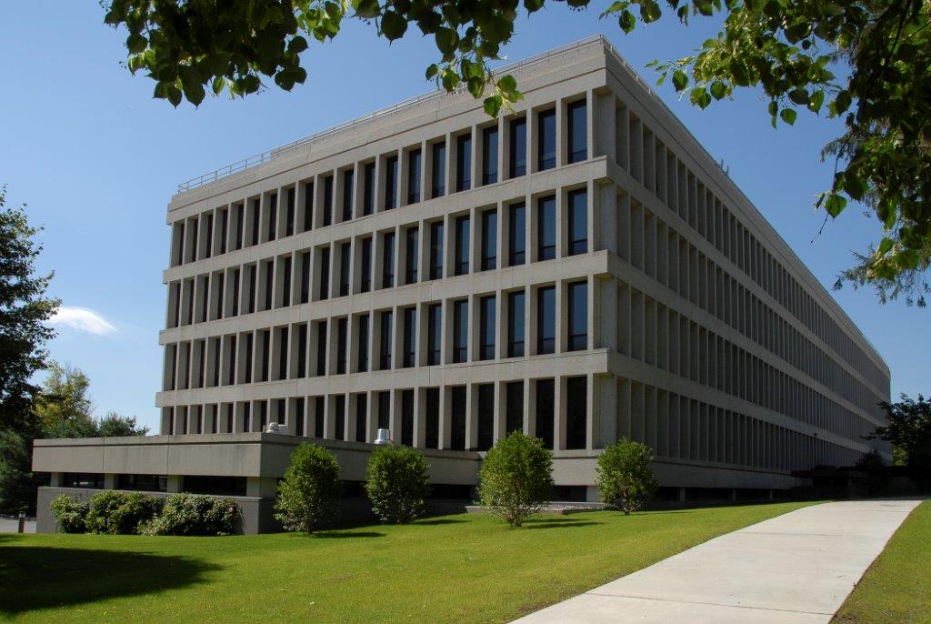 Bassett Healthcare Network Partnering with New York State to Staff Mass Vaccination Clinic at